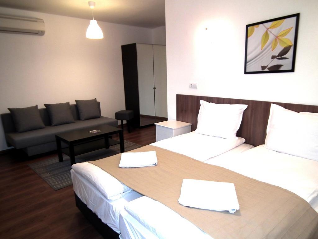 Hotel White House Weliko Tarnowo Zimmer foto